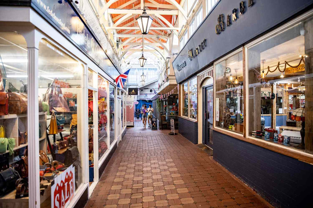 Deliver your Orders freely to United Kingdom