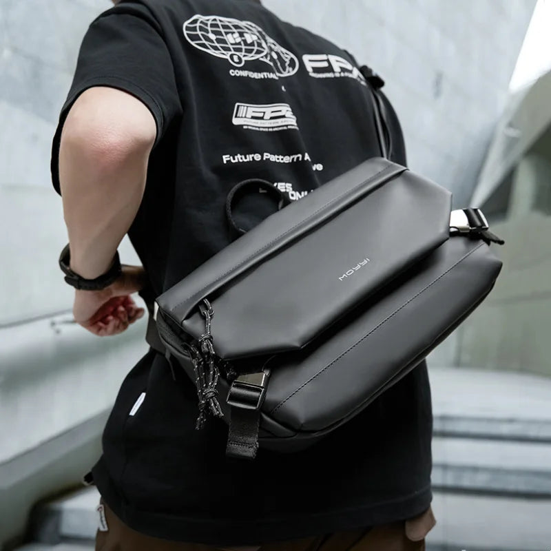 High Street Crossbody Bag Man Outdoor Sport Waterproof Shoulder Bag