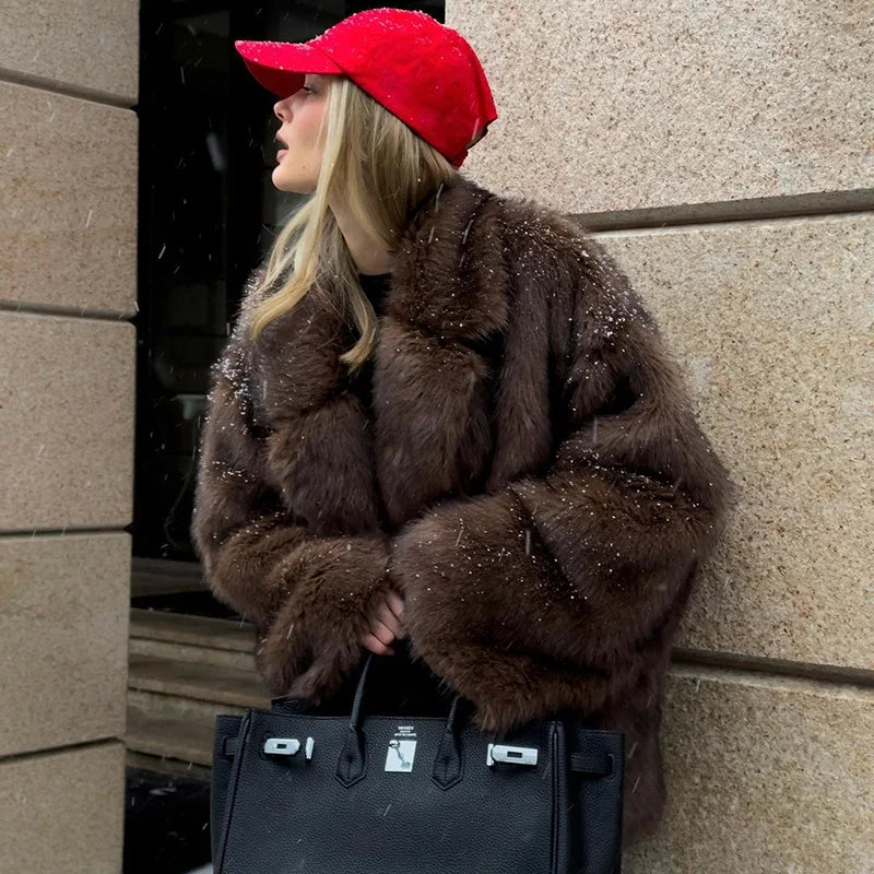 Hot Fashion Girls Oversized Gradient Fur Coat Women Thick Warm Outerwear