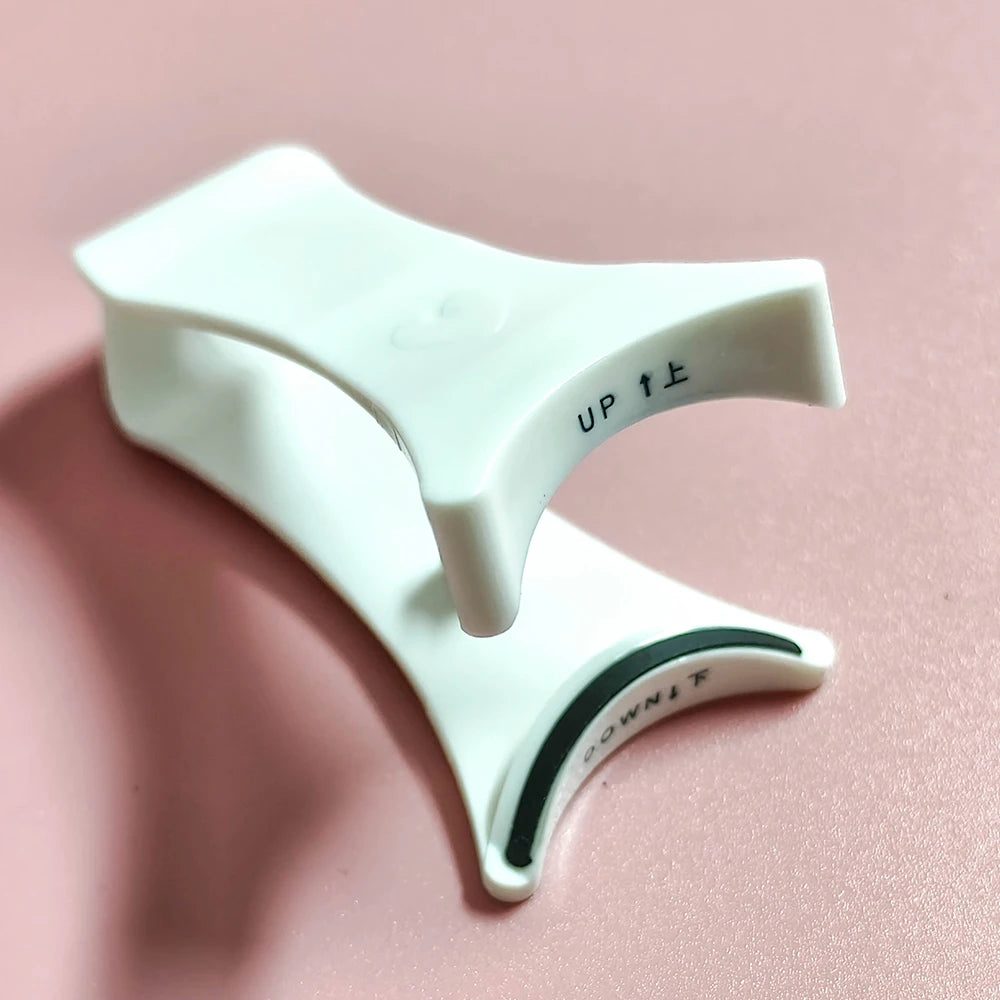 Eyelashes Tweezer Curler Clip Clamp Makeup Tools Professional Magnetic Eyelashes