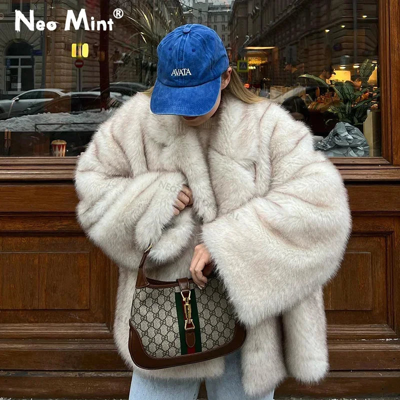 Hot Fashion Girls Oversized Gradient Fur Coat Women Thick Warm Outerwear